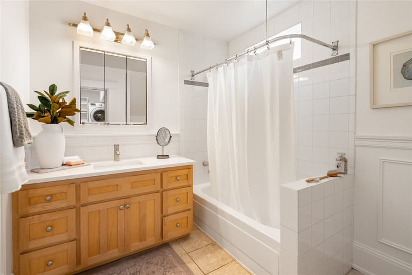Property photo for 7516 Sunnyside Avenue N, Seattle photo 18