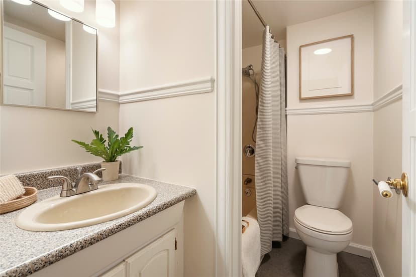 Property photo for 7516 Sunnyside Avenue N, Seattle photo 28