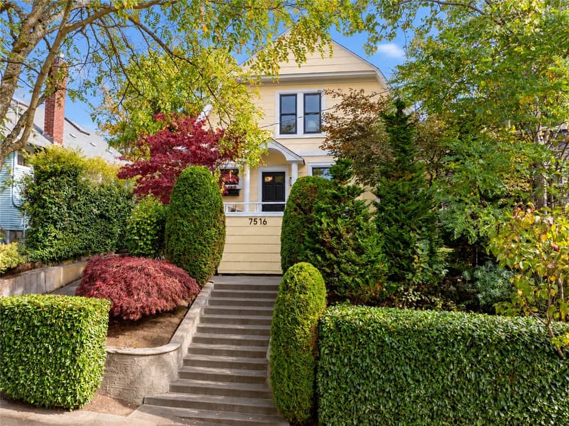 Property photo for 7516 Sunnyside Avenue N, Seattle