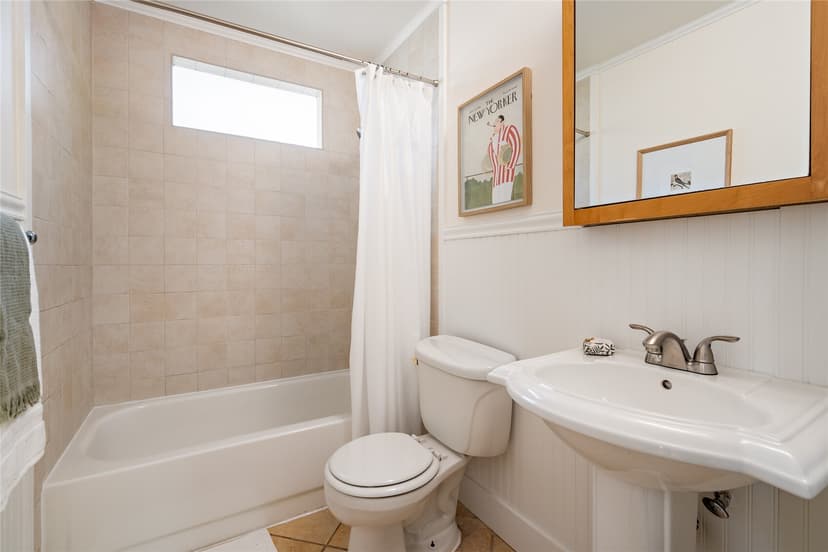 Property photo for 7516 Sunnyside Avenue N, Seattle photo 21