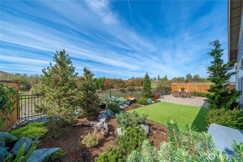 Property photo for 14716 182nd Avenue E, Bonney Lake photo 3