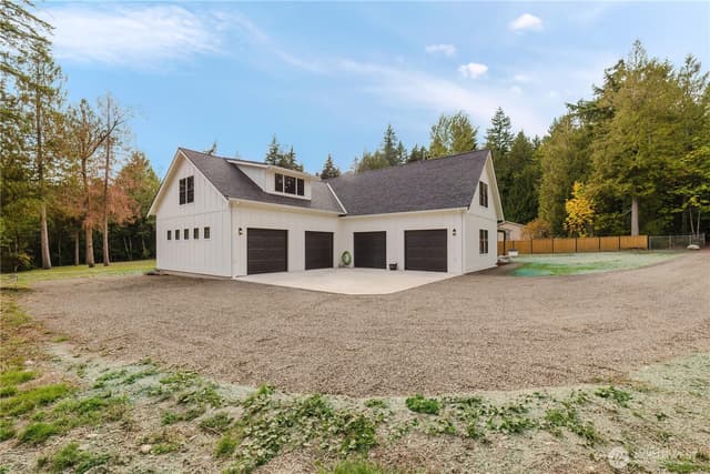 Property photo for 12920 Winter Creek Ave Avenue NW, Silverdale photo 2