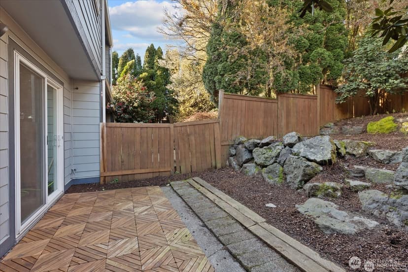Property photo for 15914 3rd Place SW #C, Burien photo 29