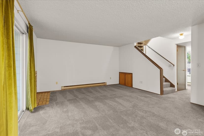 Property photo for 15914 3rd Place SW #C, Burien photo 6