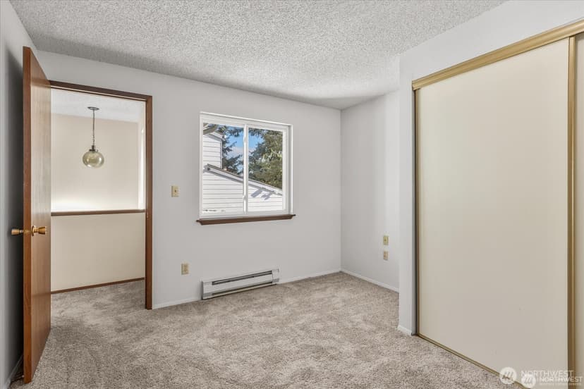 Property photo for 15914 3rd Place SW #C, Burien photo 20