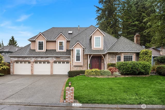 Property photo for 1229 142nd Place SE, Mill Creek photo 2