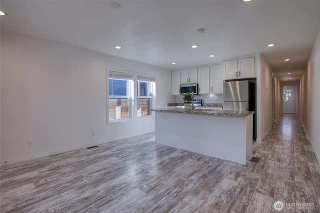 Property photo for 627 -A Sunset Avenue NE, Ocean Shores photo 5