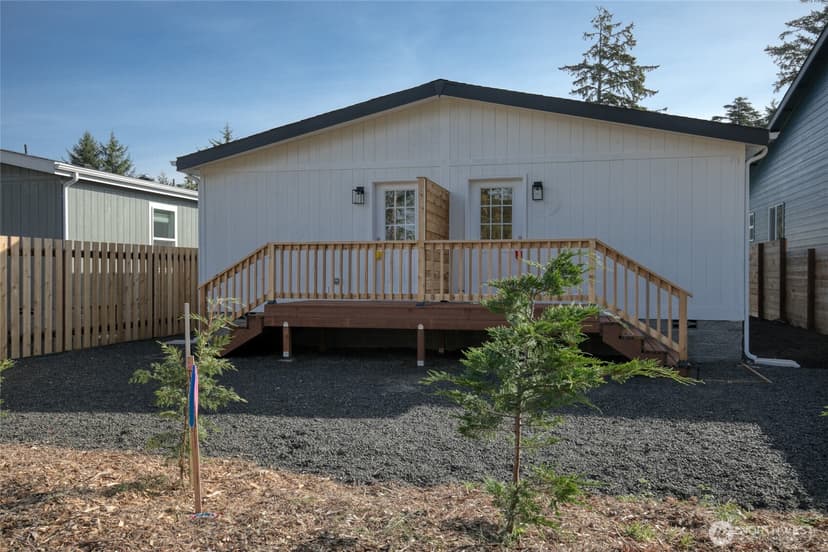 Property photo for 627 -A Sunset Avenue NE, Ocean Shores photo 3