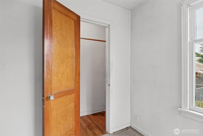 Property photo for 220 S Tobin Street, Renton photo 24