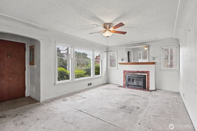 Property photo for 220 S Tobin Street, Renton photo 5