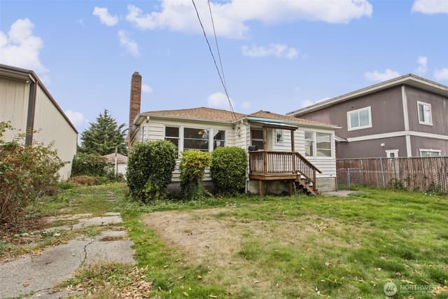 Property photo for 220 S Tobin Street, Renton photo 3