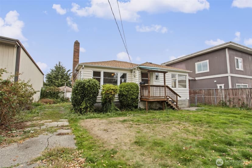 Property photo for 220 S Tobin Street, Renton photo 3