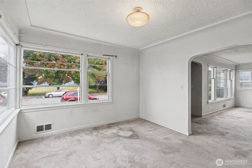 Property photo for 220 S Tobin Street, Renton photo 11
