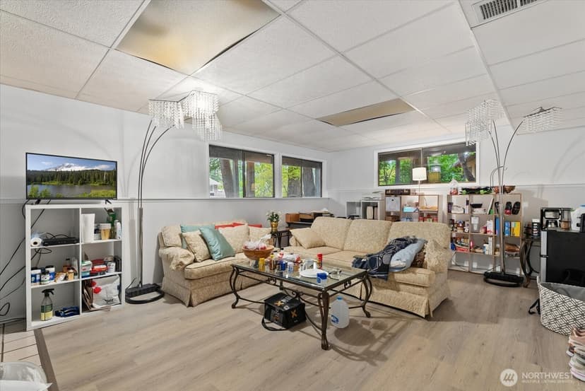 Property photo for 4220 159th Avenue SE, Bellevue photo 23