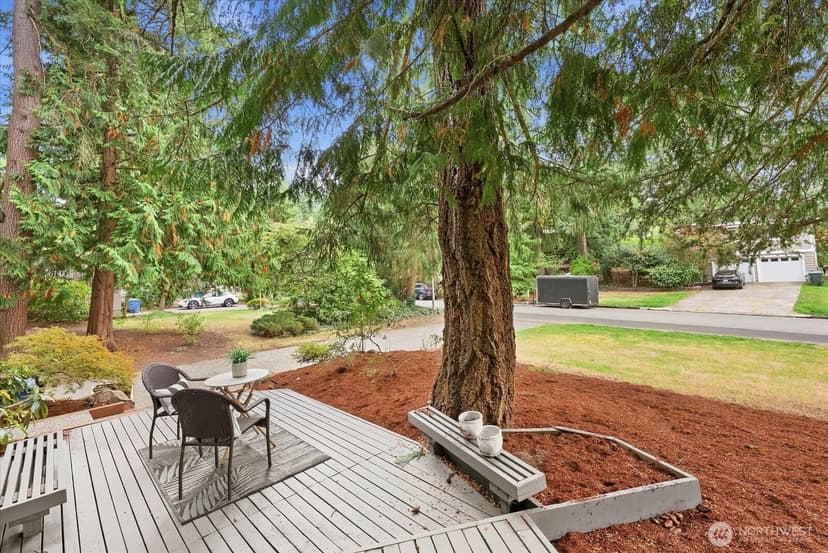 Property photo for 4220 159th Avenue SE, Bellevue photo 2