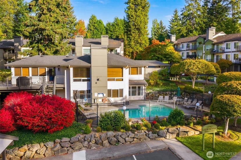 Property photo for 31500 33rd Place SW #J101, Federal Way