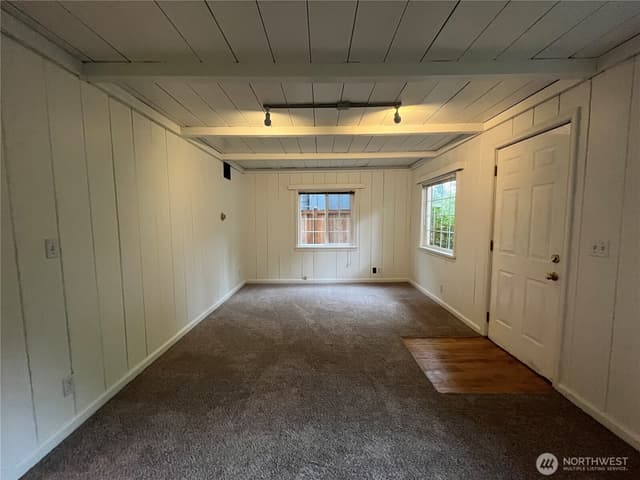 Property photo for 2727 NE 92nd Street #b, Seattle photo 3