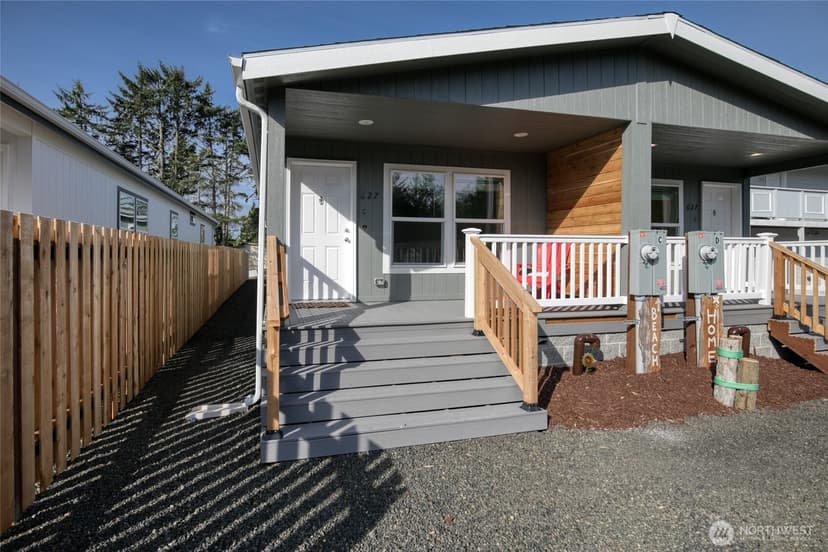 Property photo for 627 -C Sunset Avenue NE, Ocean Shores photo 2