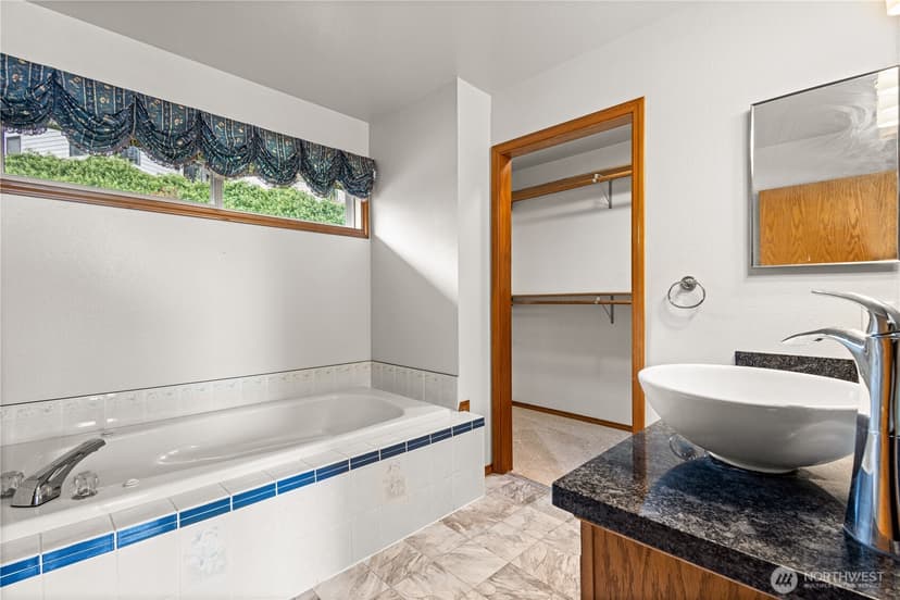 Property photo for 25219 43rd Place S, Kent photo 20