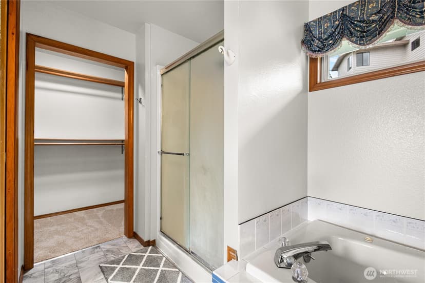 Property photo for 25219 43rd Place S, Kent photo 22