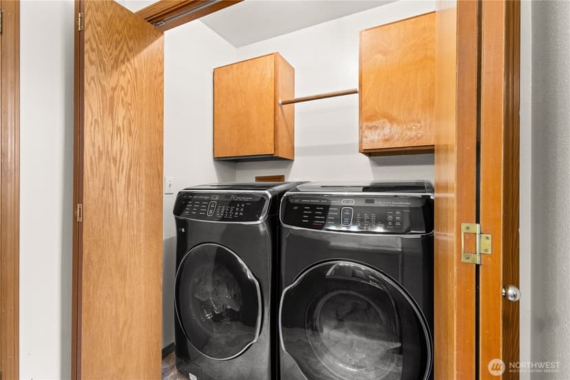 Property photo for 25219 43rd Place S, Kent photo 27