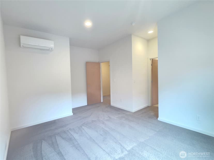 Property photo for 4052 Martin Luther King Jr Way S, Seattle photo 16
