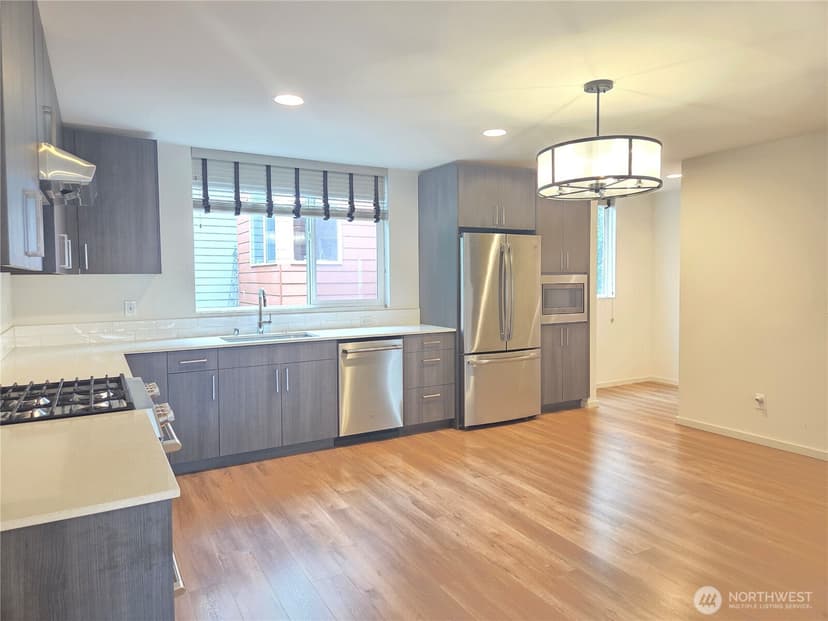 Property photo for 4052 Martin Luther King Jr Way S, Seattle photo 9