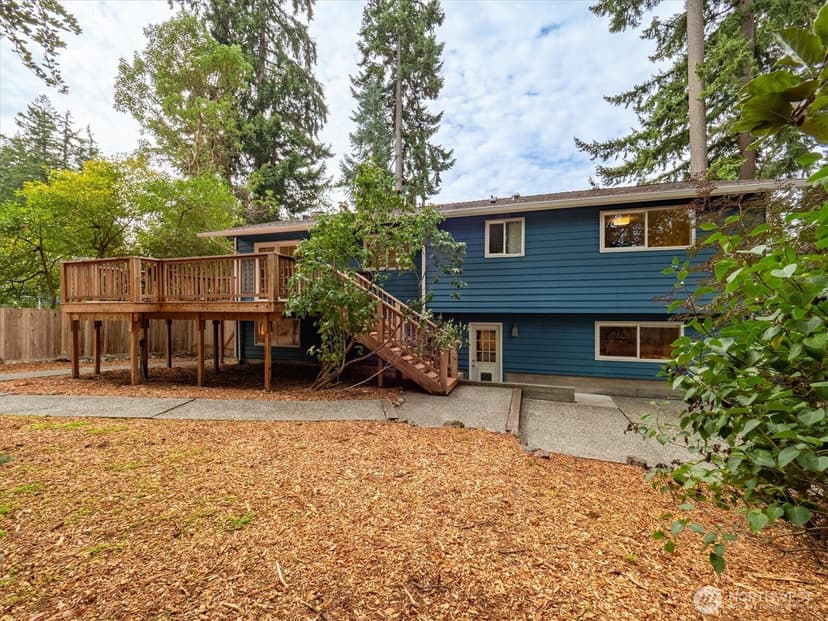 Property photo for 17417 71st Avenue W, Edmonds photo 30