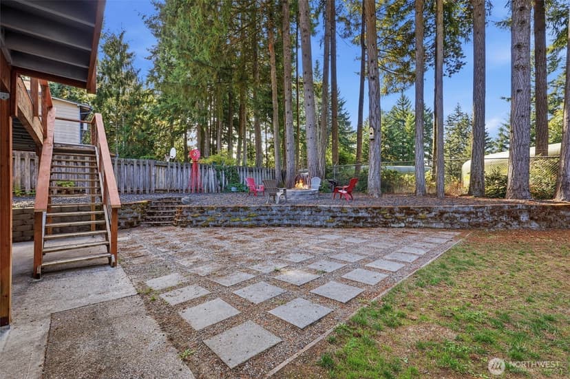 Property photo for 5456 Pineridge Drive NE, Bremerton photo 27
