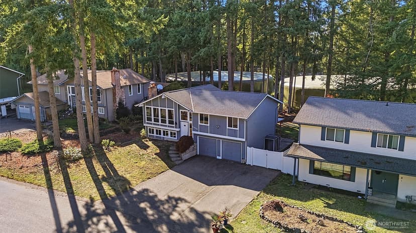 Property photo for 5456 Pineridge Drive NE, Bremerton photo 3