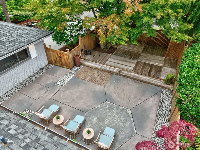Property photo for 8515 27th Avenue NE, Seattle photo 32