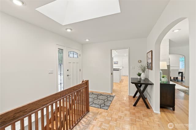 Property photo for 8515 27th Avenue NE, Seattle photo 3