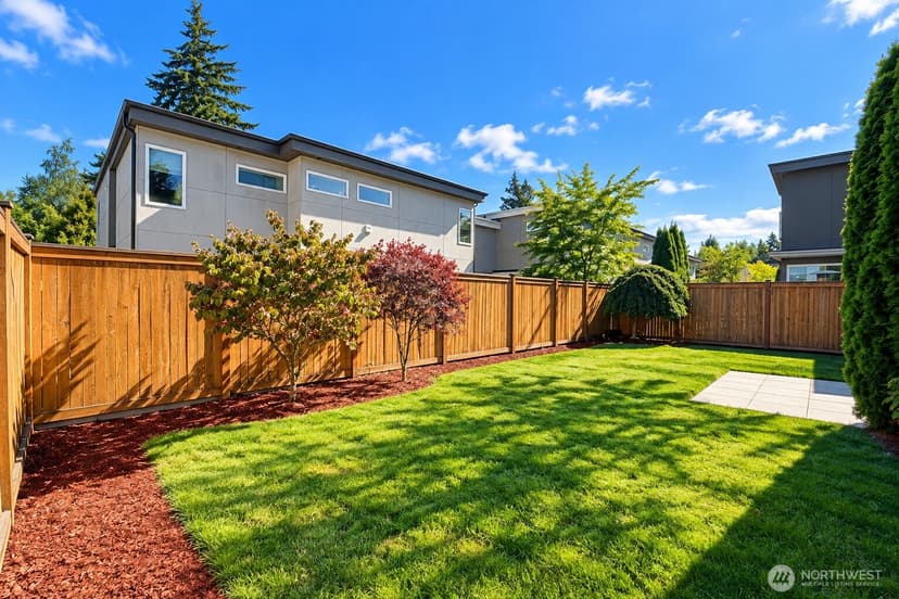 Property photo for 13768 Wayne Place N, Seattle photo 28