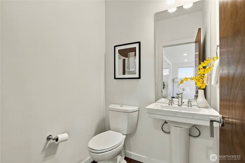 Property photo for 13768 Wayne Place N, Seattle photo 11