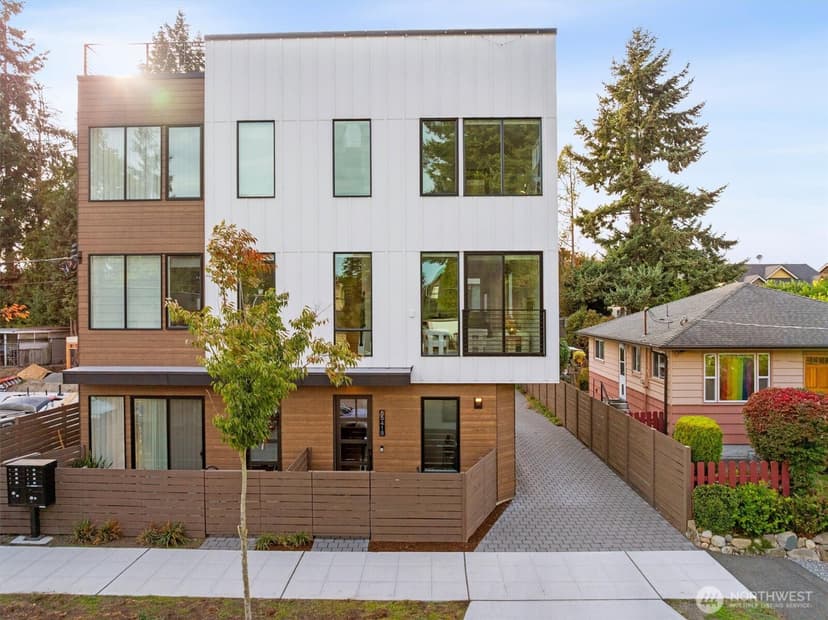 Property photo for 8541 14th Avenue NW #B, Seattle photo 28