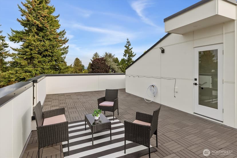 Property photo for 8541 14th Avenue NW #B, Seattle photo 24
