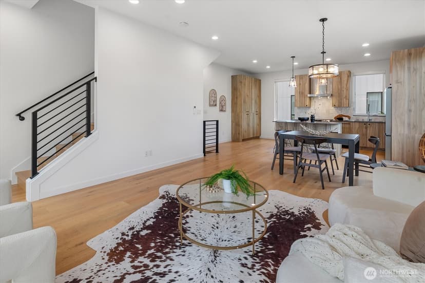Property photo for 8541 14th Avenue NW #B, Seattle photo 17