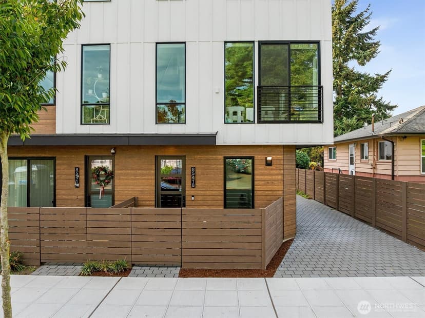 Property photo for 8541 14th Avenue NW #B, Seattle photo 29