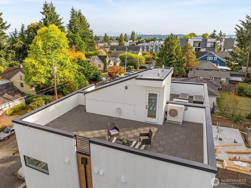 Property photo for 8541 14th Avenue NW #B, Seattle photo 27