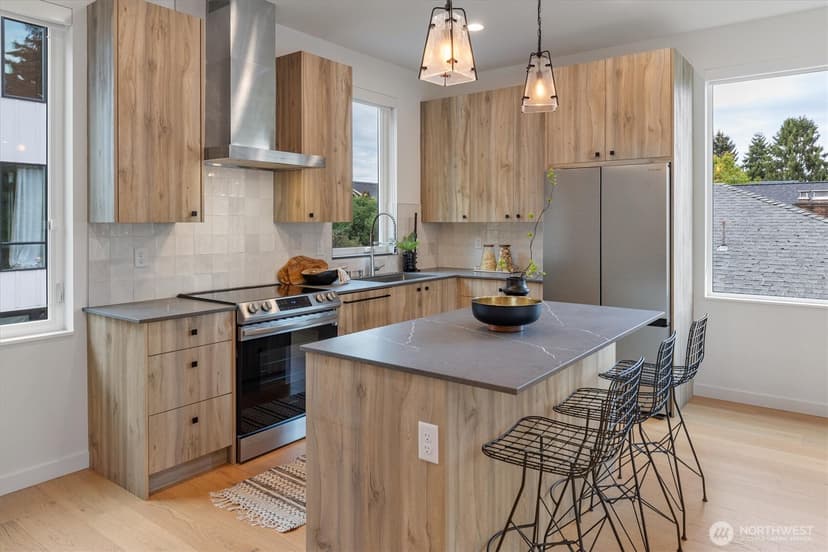 Property photo for 8541 14th Avenue NW #B, Seattle photo 10