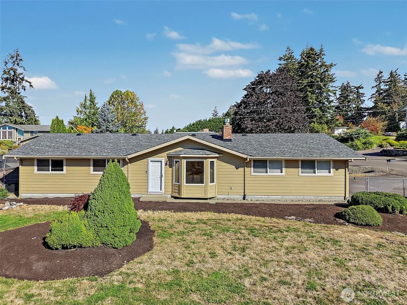Property photo for 4324 108th Avenue E, Edgewood
