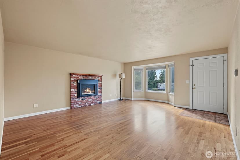 Property photo for 4324 108th Avenue E, Edgewood photo 5