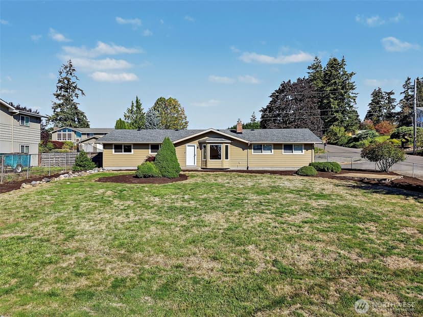 Property photo for 4324 108th Avenue E, Edgewood photo 28