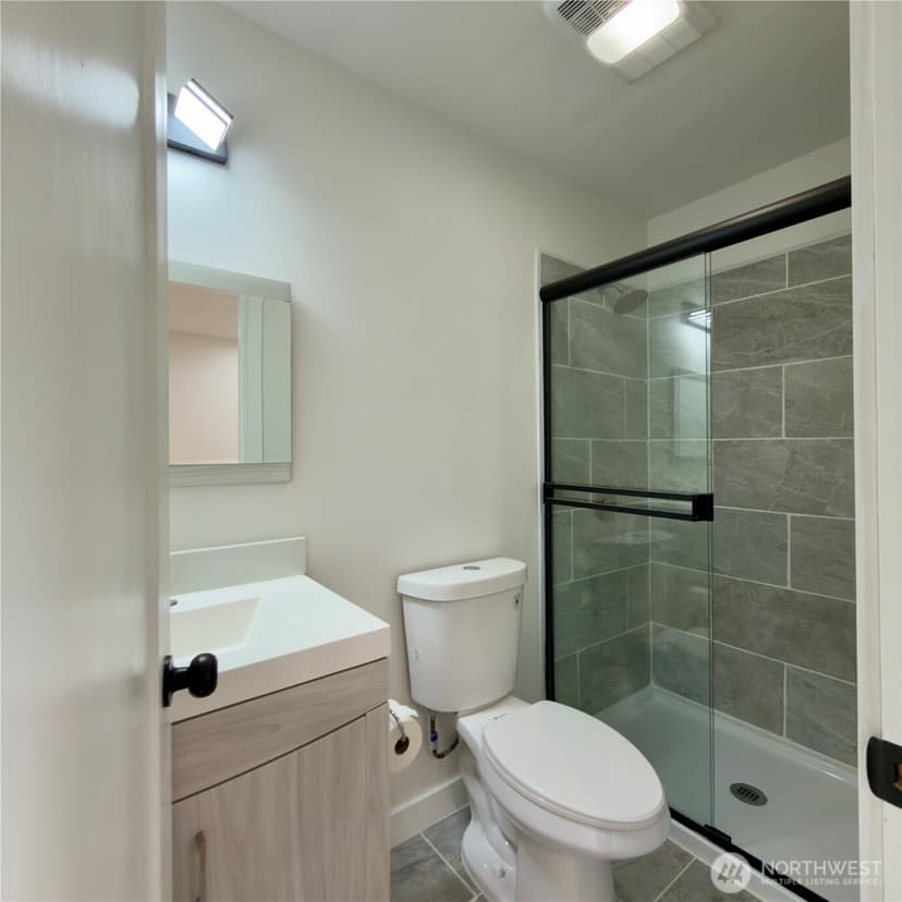 Property photo for 608 SW 142nd Street, Burien photo 13