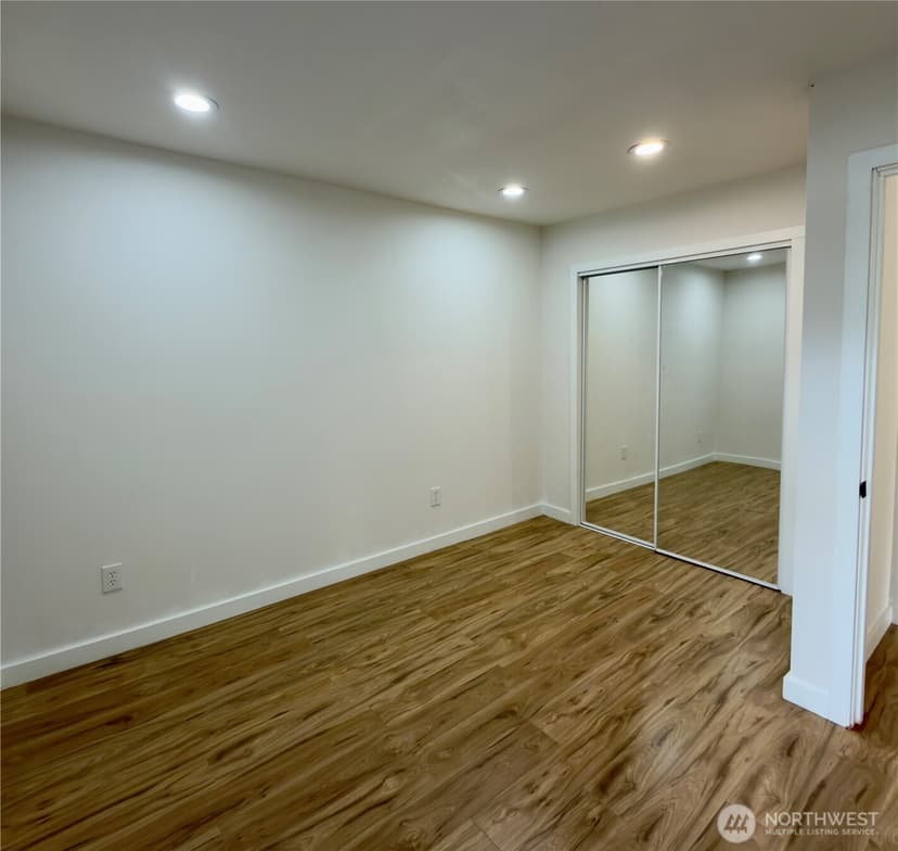 Property photo for 608 SW 142nd Street, Burien photo 12