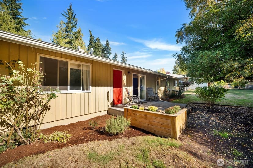 Property photo for 730 110th Place SE, Everett photo 9