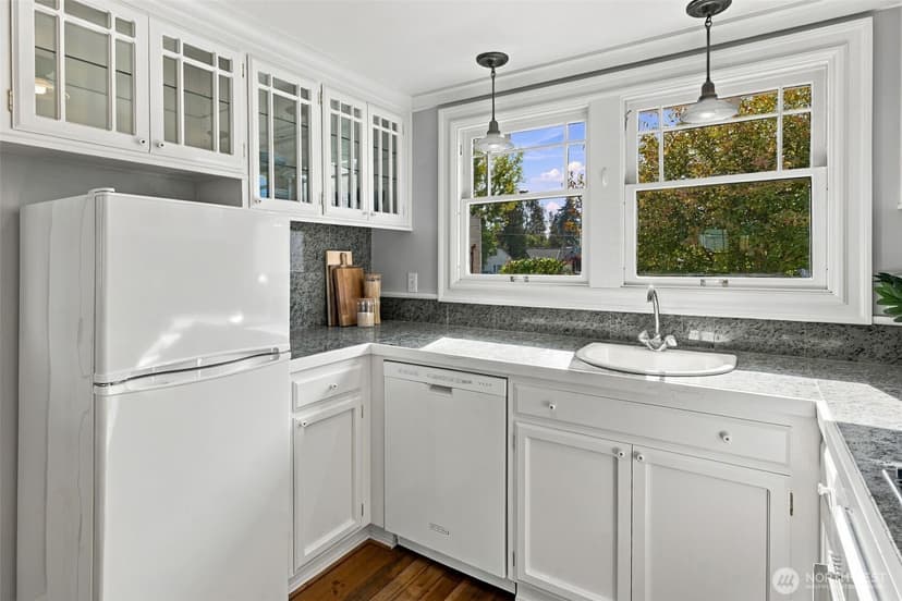 Property photo for 1207 NE 80th Street, Seattle photo 15