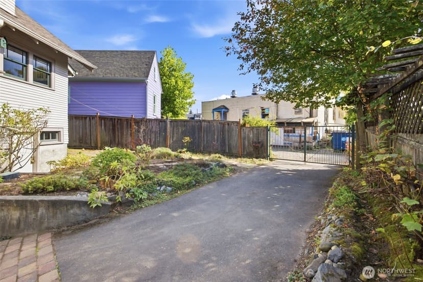 Property photo for 1207 NE 80th Street, Seattle photo 37
