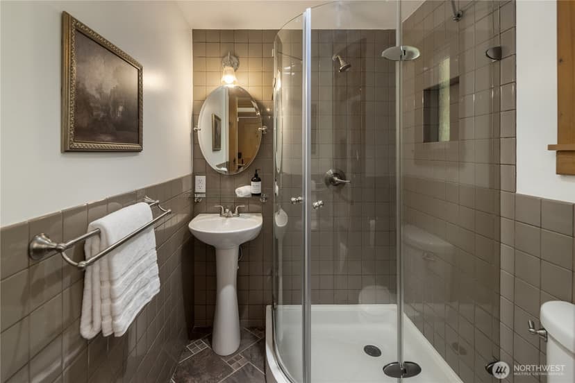 Property photo for 1616 SW 152nd Street, Burien photo 24
