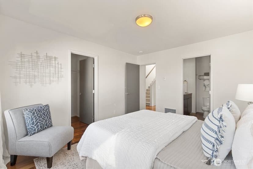 Property photo for 161 23rd Avenue #A, Seattle photo 18